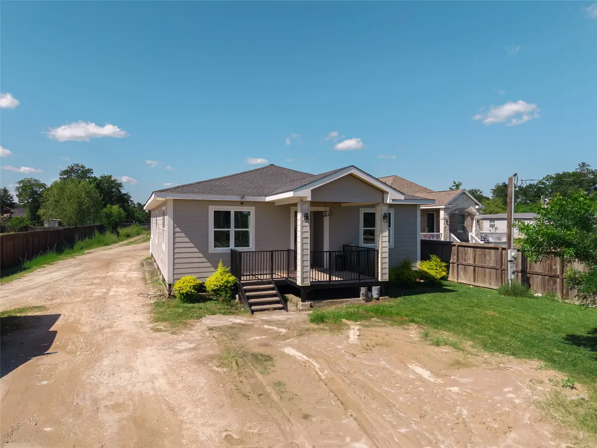 508 County Road 5035, Cleveland, TX 77327 - #1