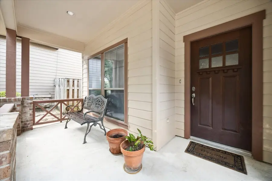 6 Douvaine Court, The Woodlands, TX 77382 - Image #2