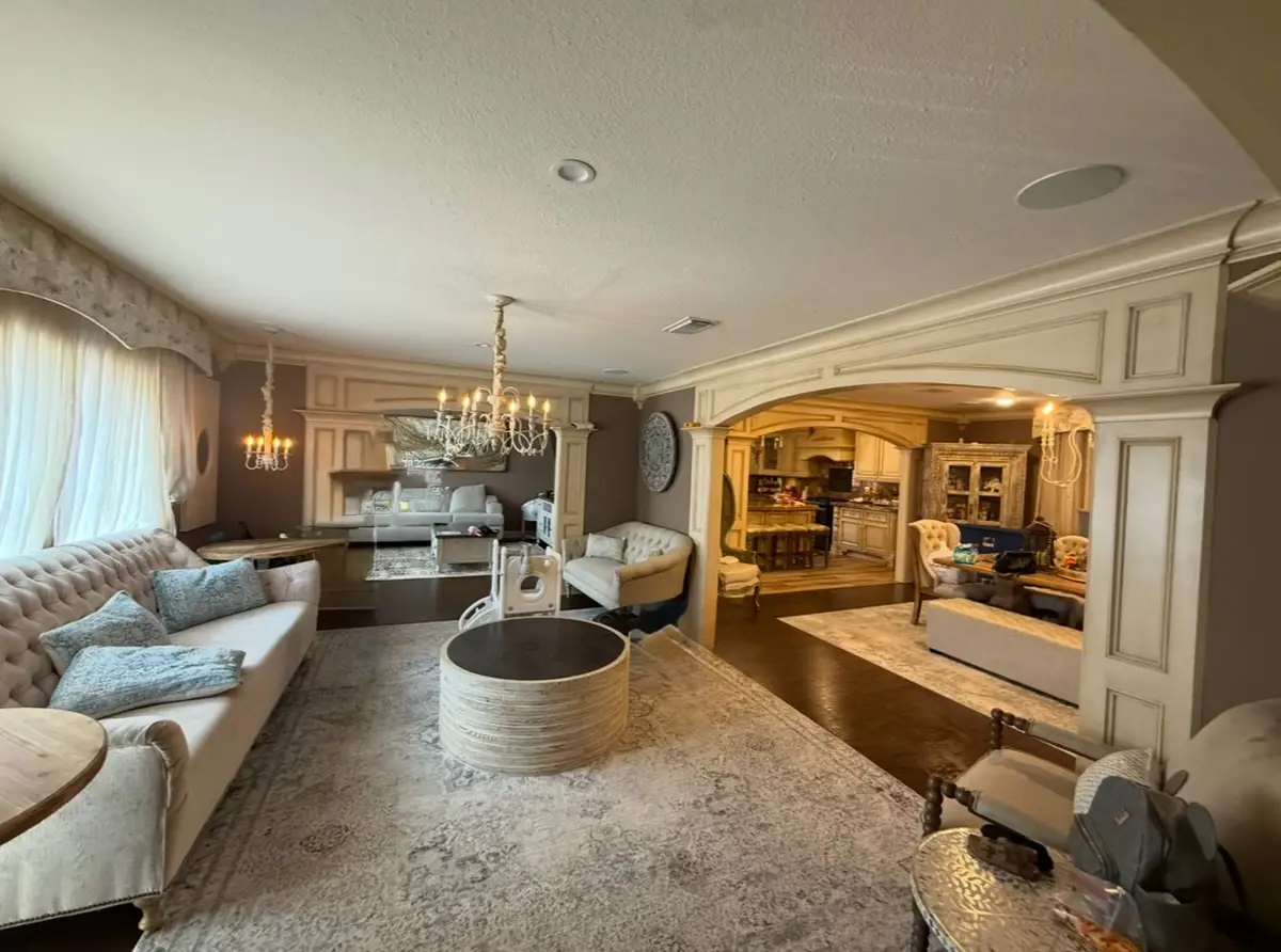 5422 Willowbend Boulevard, Houston, TX 77096 - Image #1