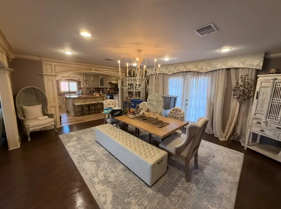 5422 Willowbend Boulevard, Houston, TX 77096 - Image #2