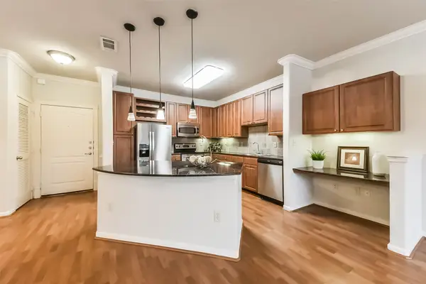 1711 Old Spanish Trail #426, Houston, TX 77054