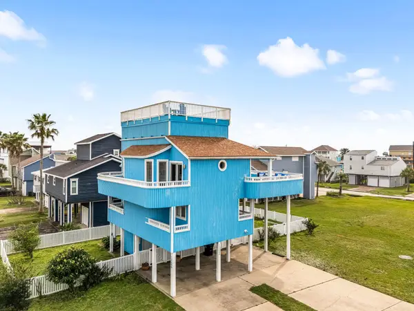 13649 Pirates Beach Boulevard, Galveston, TX 77554