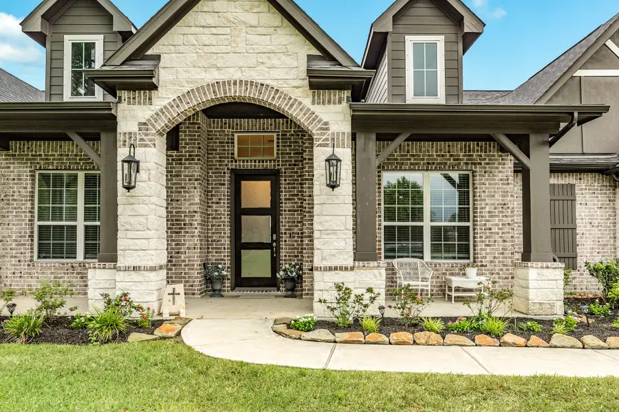 902 Redbird Court, Angleton, TX 77515 - #3