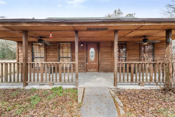 33349 Interstate 10, Anahuac, TX 77514