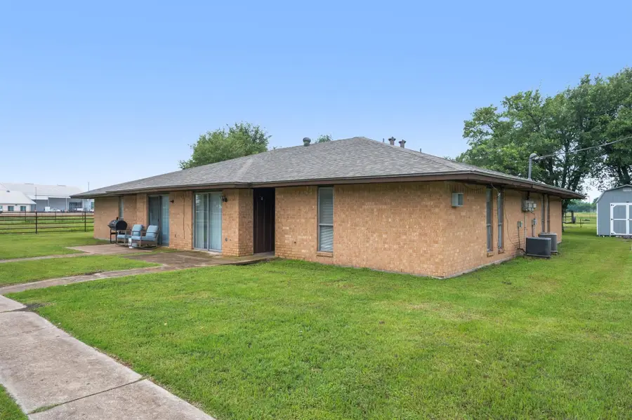 175 Loop 265, Rosebud, TX 76570 - #2