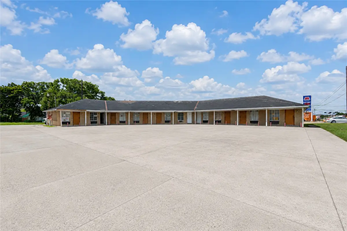 4602 Avenue H, Rosenberg, TX 77471 - #1