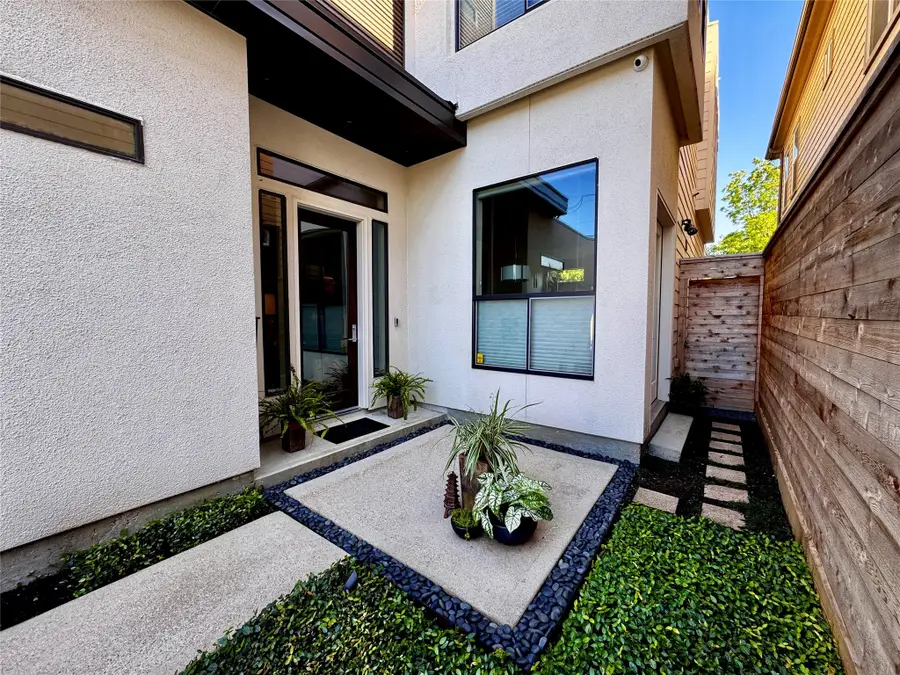 908 East 23rd, Houston, TX 77009 - #3