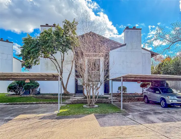 8020 Braesmain Drive #1604, Houston, TX 77025