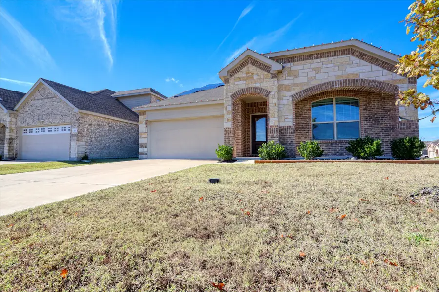 215 Olmstead Drive, Princeton, TX 75407 - Image #2