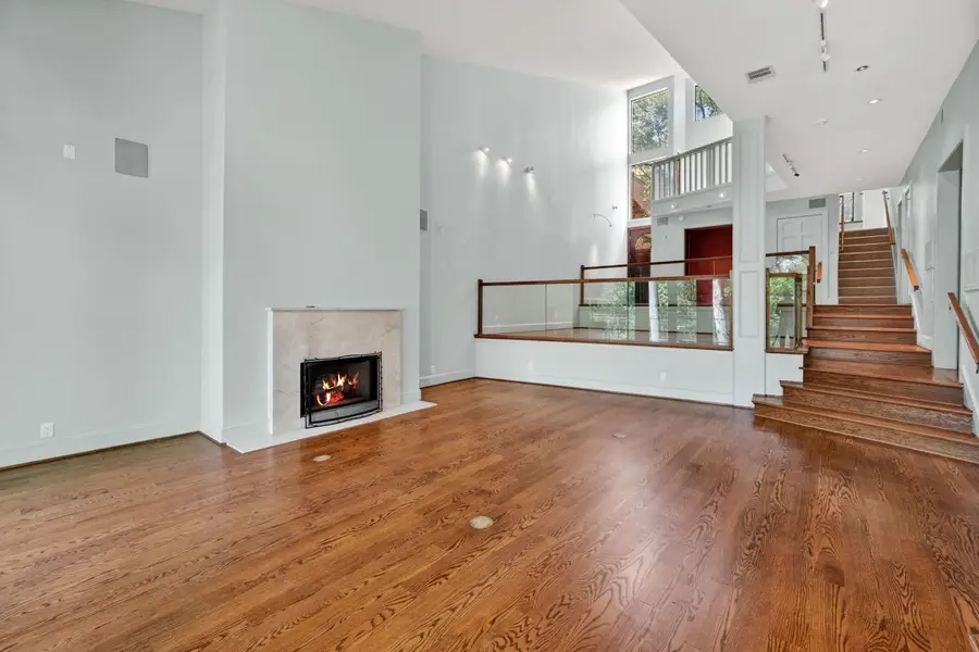 16 Pine Briar Circle, Houston, TX 77056 - #3