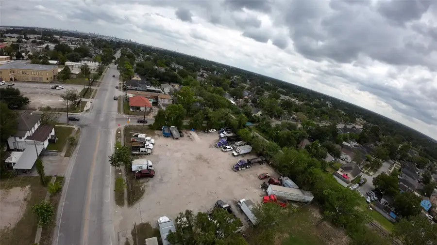 7206 Capitol St, Houston, TX 77011 - #2