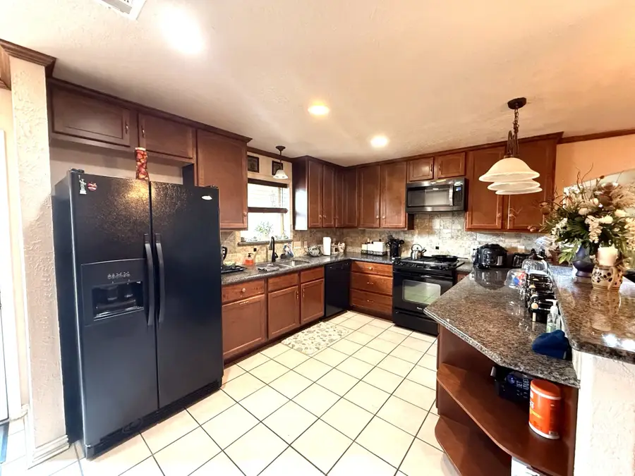 4015 Blackwell Lane, Beaumont, TX 77713 - #3