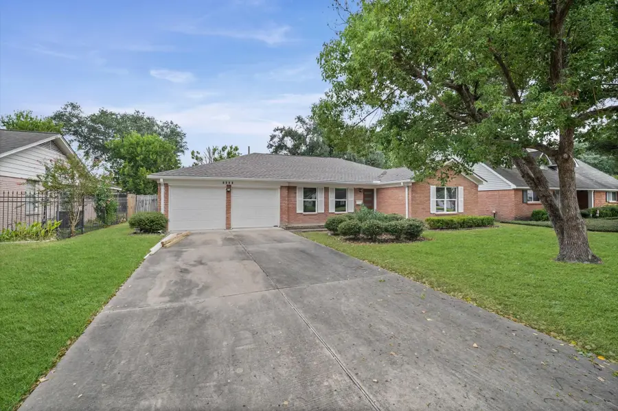 9506 Winsome Lane, Houston, TX 77063 - #3