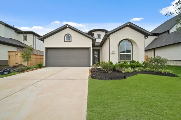 1202 Watermont Drive, Missouri City, TX 77459