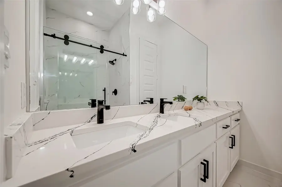 9418 Madera Road, Houston, TX 77078 - Image #3