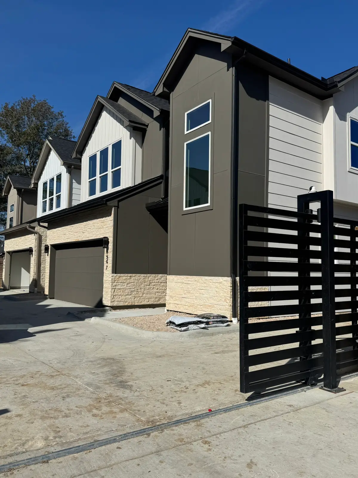 6541 Sealey Street, Houston, TX 77091 - Image #1