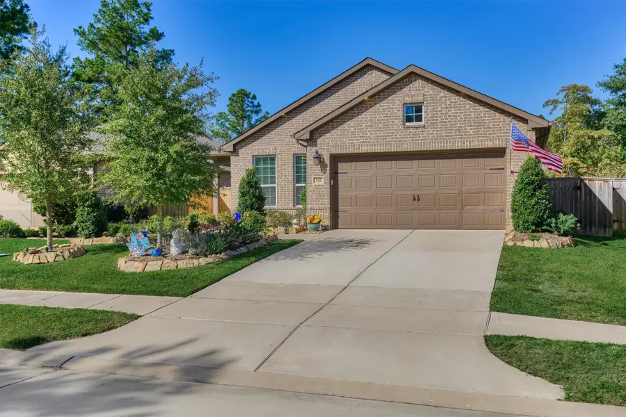 332 N Arrowhead Lane, Montgomery, TX 77316 - Image #2