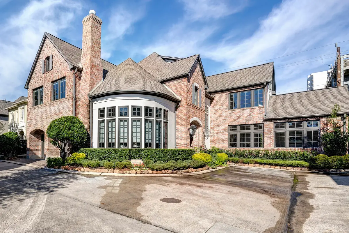 9 Upperway Lane, Houston, TX 77056 - Image #1
