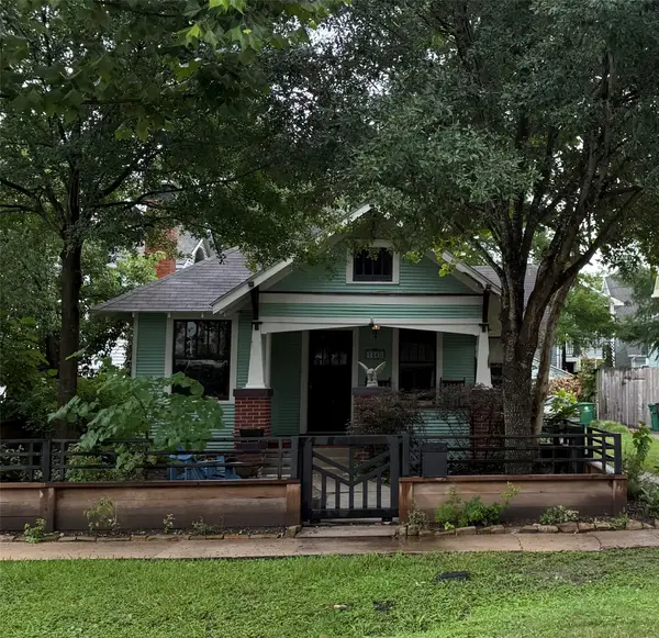 1440 Ashland Street, Houston, TX 77008