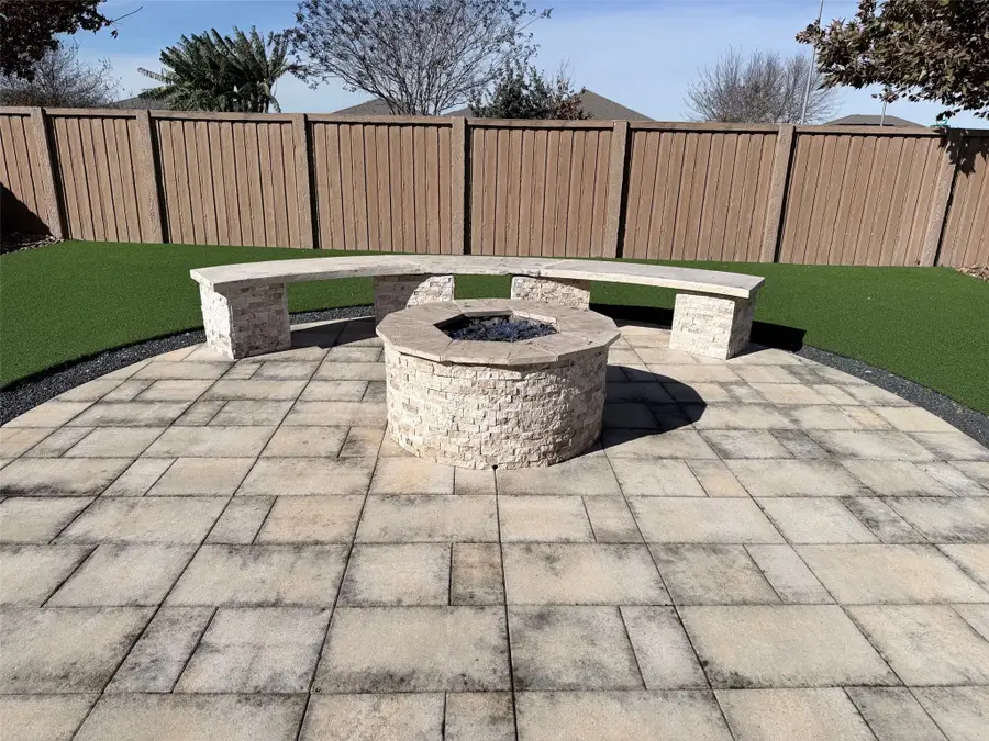 7526 Highland Chase Drive, Richmond, TX 77407 - Image #3