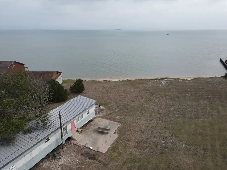 246 La Joie Avenue, Port Lavaca, TX 77979 - #2