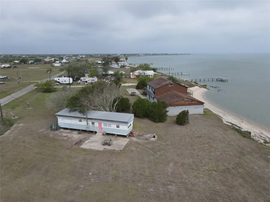 246 La Joie Avenue, Port Lavaca, TX 77979 - #3