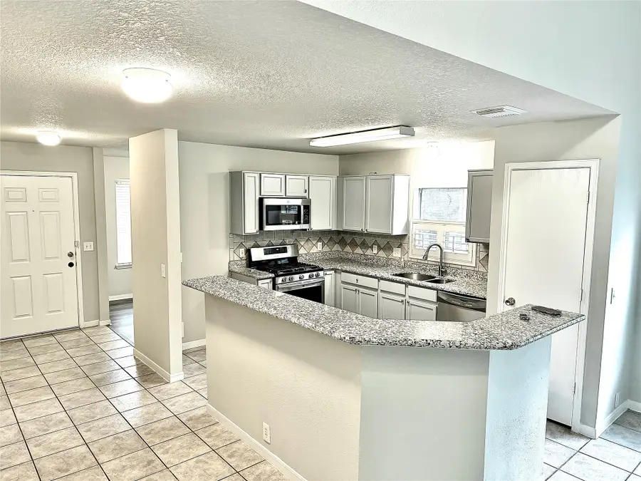 10214 E Summit Canyon Drive, Houston, TX 77095 - #3