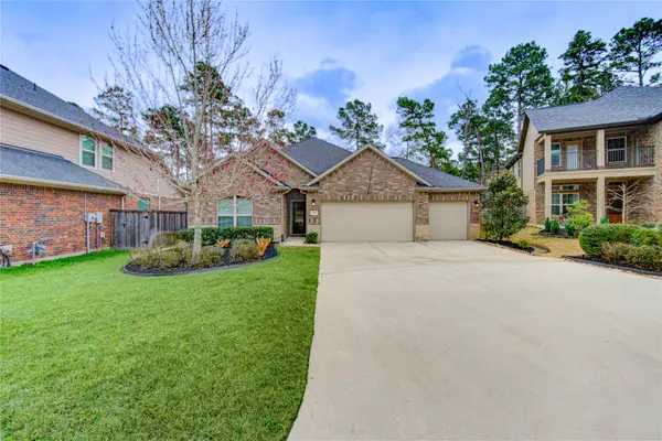 210 Elianne Lace Court, Conroe, TX 77318
