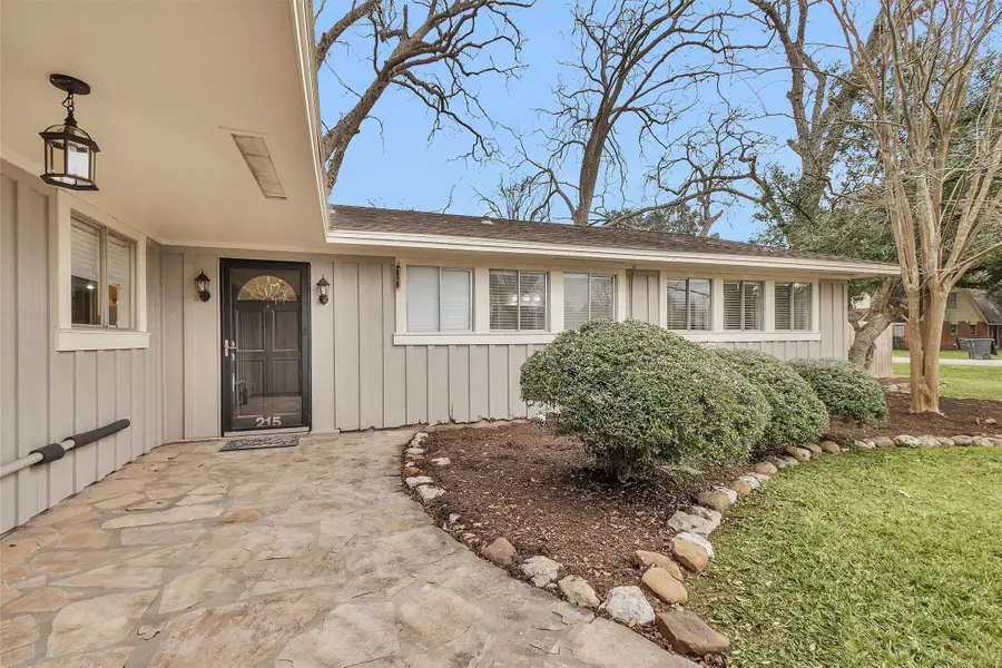 215 Neal Road, Wharton, TX 77488 - Image #3