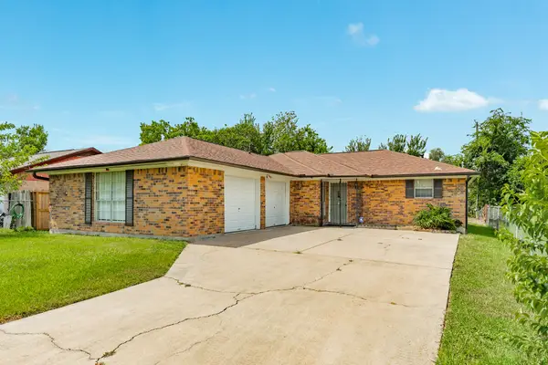 8407 Tavenor Lane, Houston, TX 77075