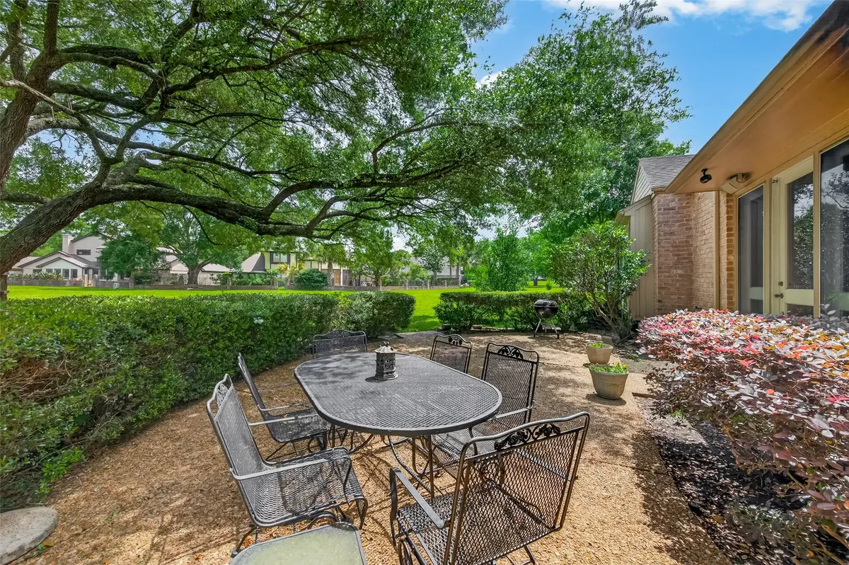 6 Charleston Street S, Sugar Land, TX 77478 - #1