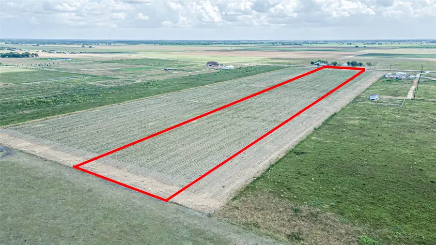 4327 Polak Road, Wallis, TX 77485 - Image #3