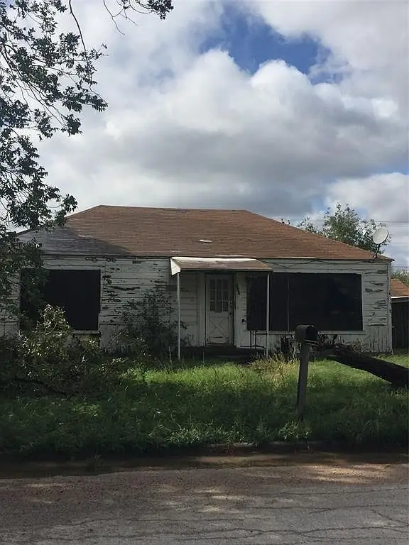 636 Avenue A, Hamlin, TX 79520 - Image #3