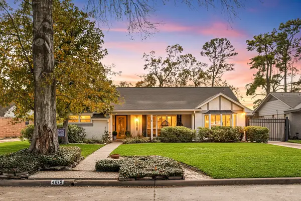 4819 Chantilly Lane, Houston, TX 77092