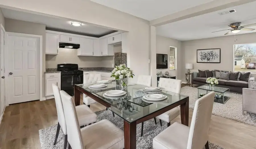 406 San Jacinto Street, La Porte, TX 77571 - #2