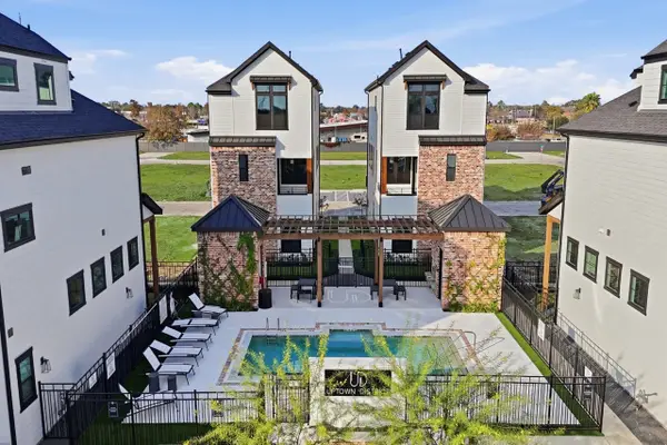 9213 Washington Heights Street, Houston, TX 77063