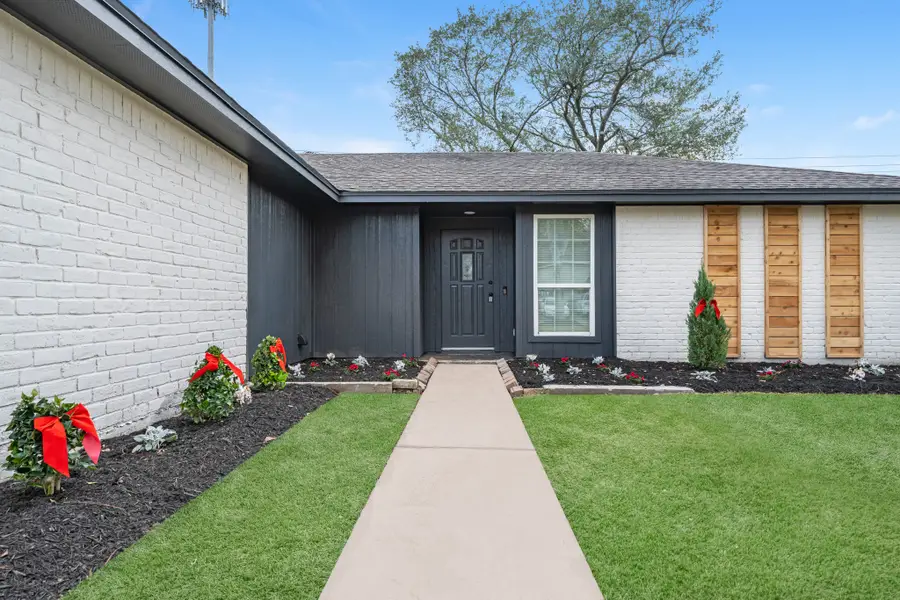 17614 Heritage Bay Drive, Webster, TX 77598 - #2