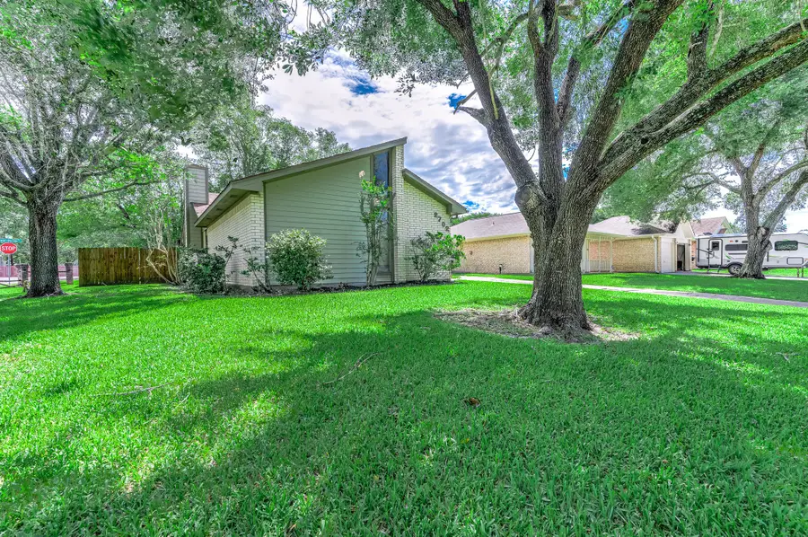 2702 Dove Tree Drive, Alvin, TX 77511 - #3