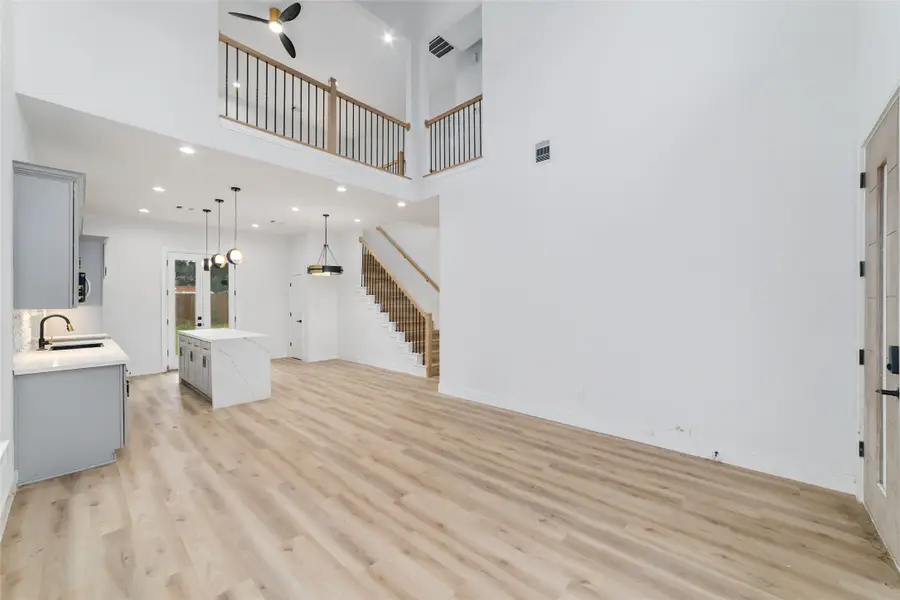 6715 England Street, Houston, TX 77021 - #3