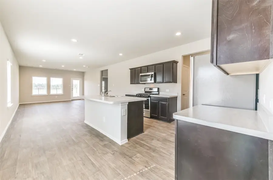 16524 Cascading Pines Ct, Conroe, TX 77302 - Image #3