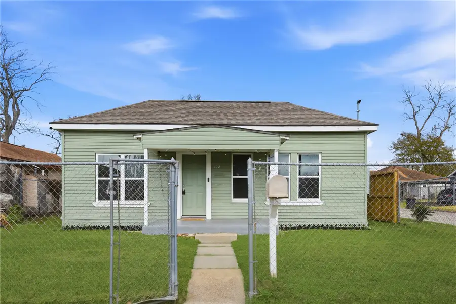 122 E James Street, Baytown, TX 77520 - #3