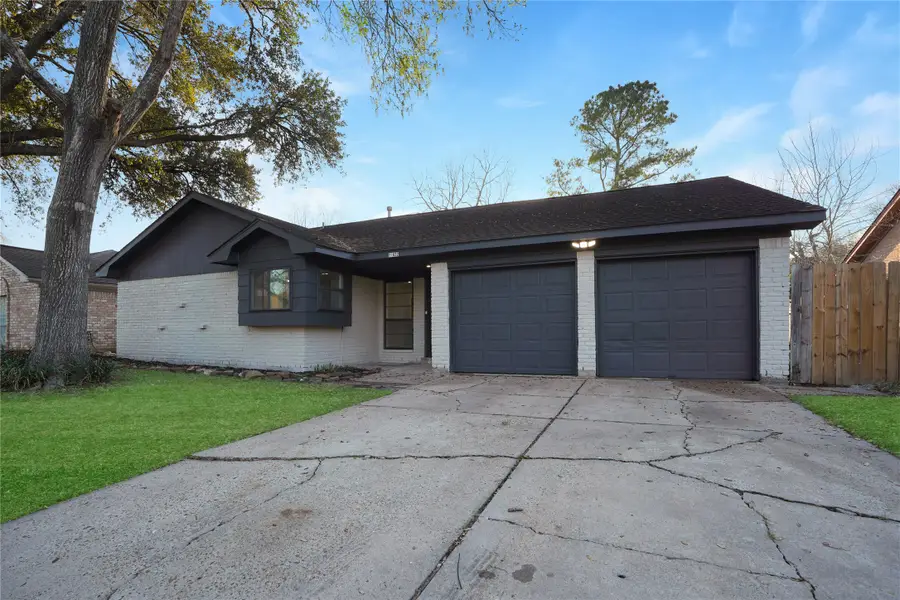 11822 S Perry Avenue, Houston, TX 77071 - #2