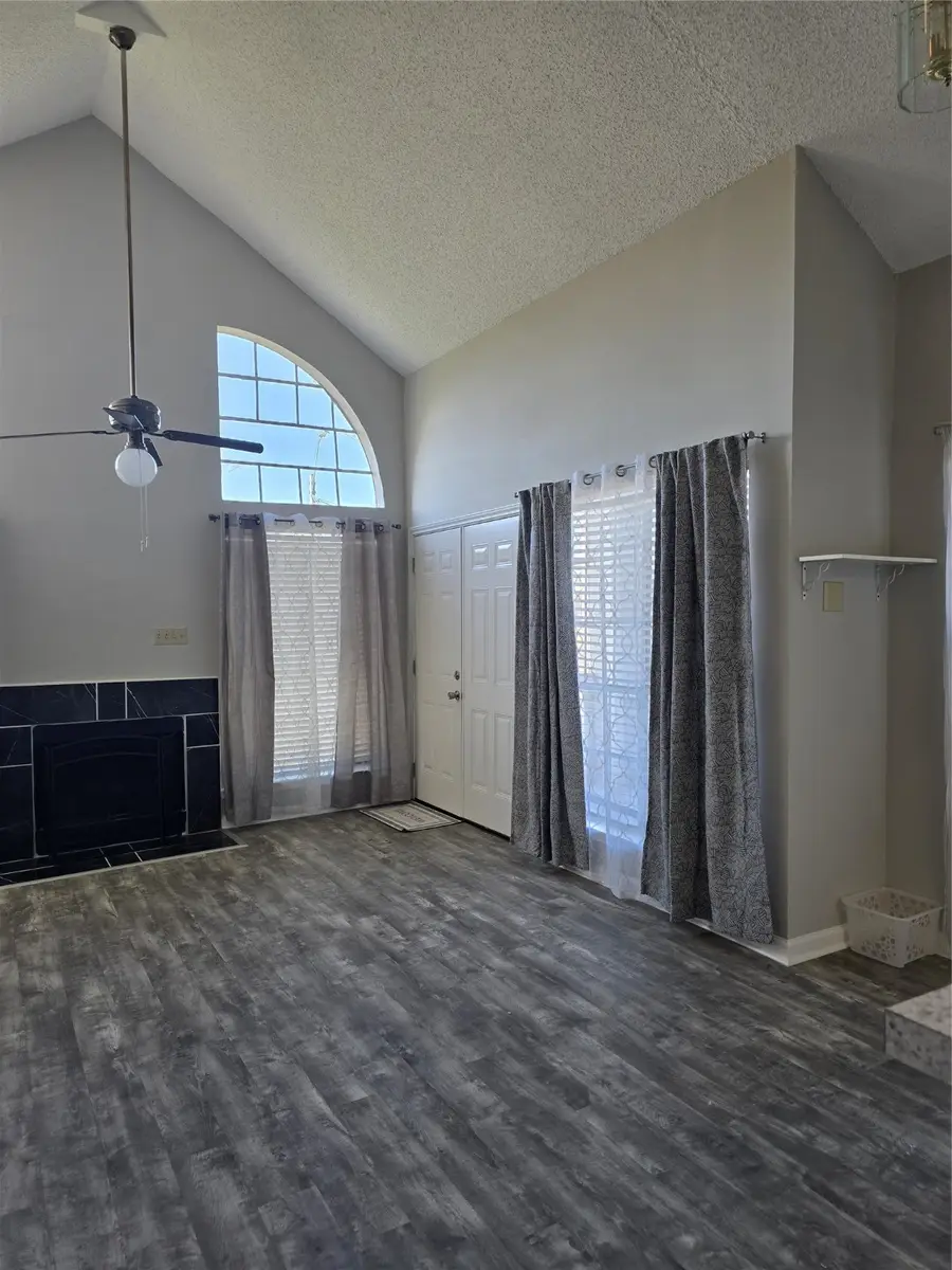 111 Dunbar Estates Drive #203, Friendswood, TX 77546 - Image #3