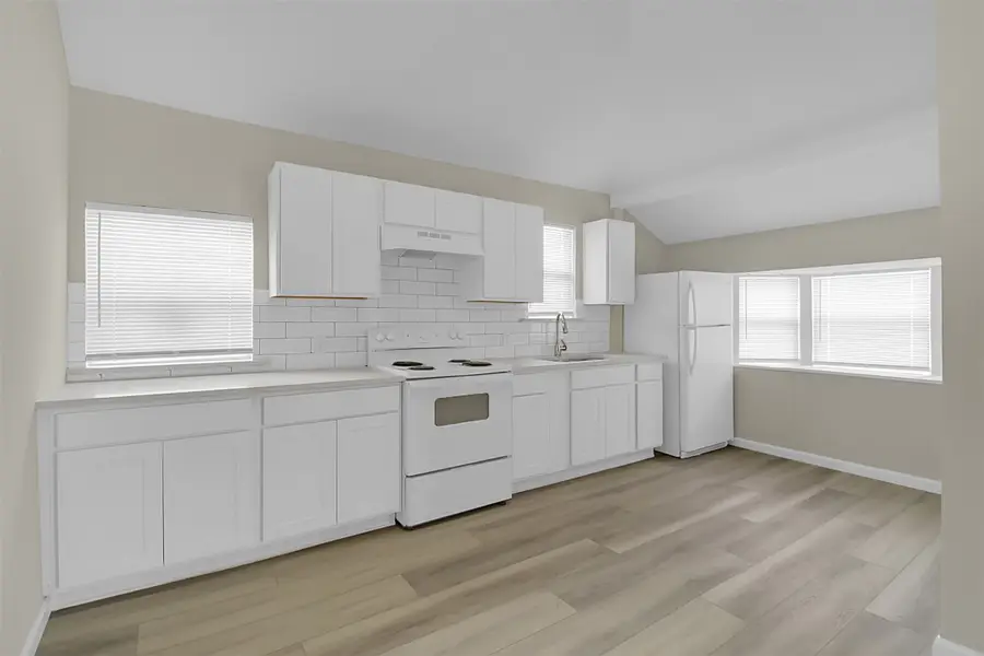 511 William Avenue, Baytown, TX 77520 - #2