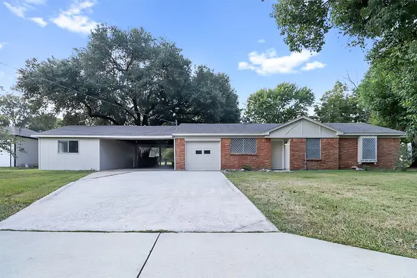 2509 Bayou Avenue, Baytown, TX 77520