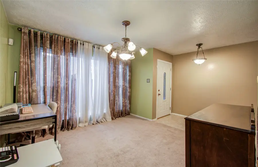 11315 Chelsea Walk Drive, Houston, TX 77066 - Image #3