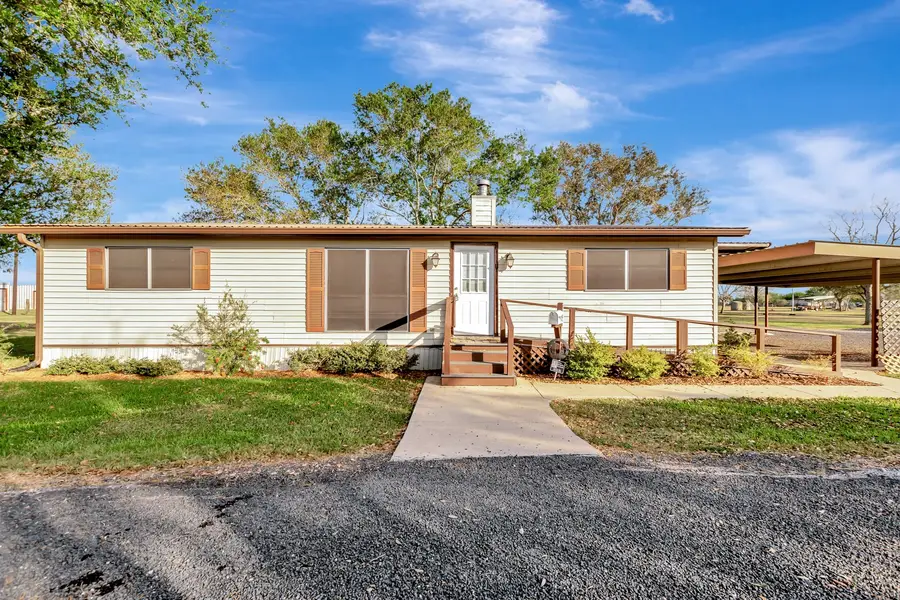 293 County Road 406, Edna, TX 77957 - #3