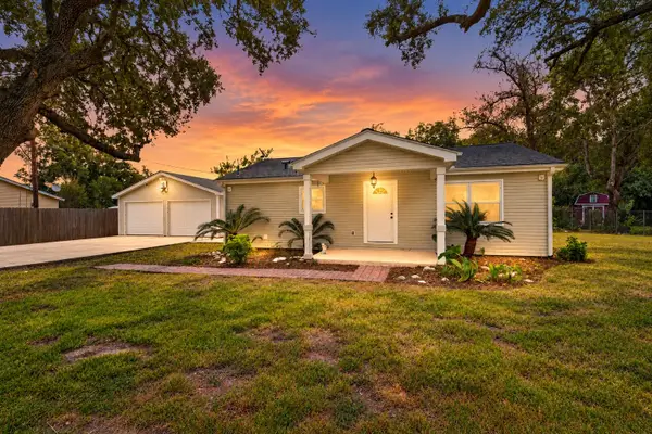 4701 Cherry Street, Santa Fe, TX 77517