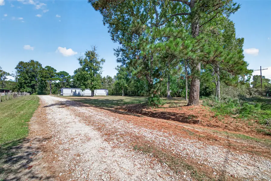 560 County Road 142, Liberty, TX 77575 - #3