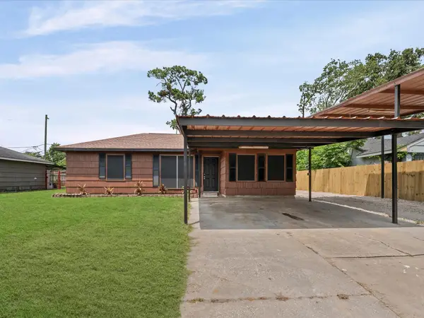 805 Mccardell Street, Channelview, TX 77530